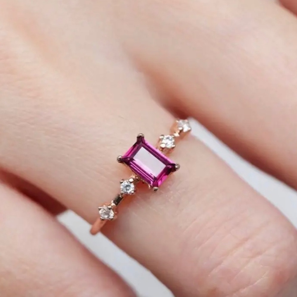 Sweet Rhodolite garnet with cz 14k clad size 7